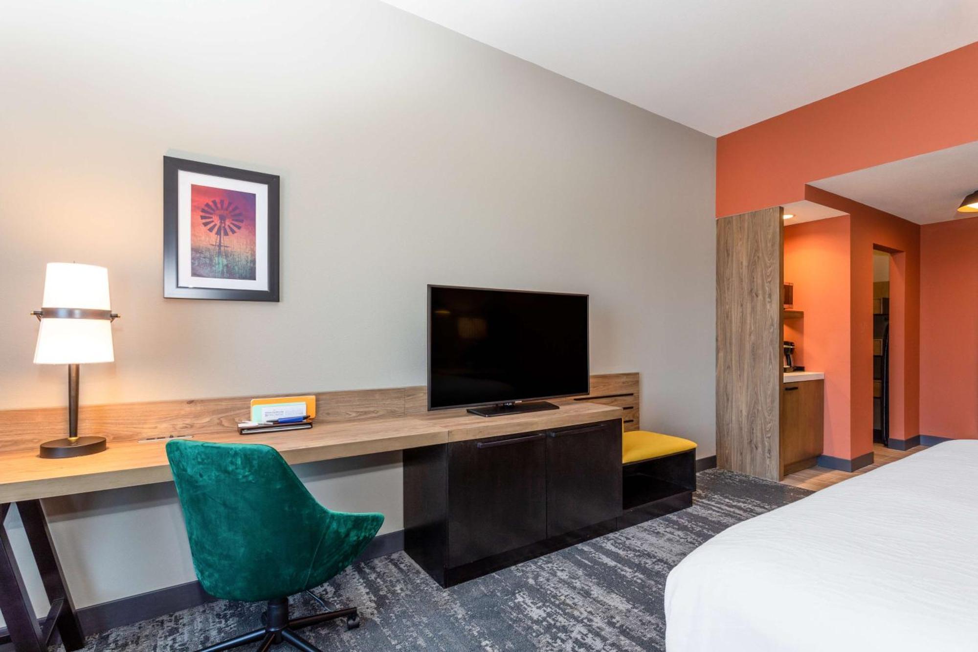 Hilton Garden Inn Hays, Ks Eksteriør bilde
