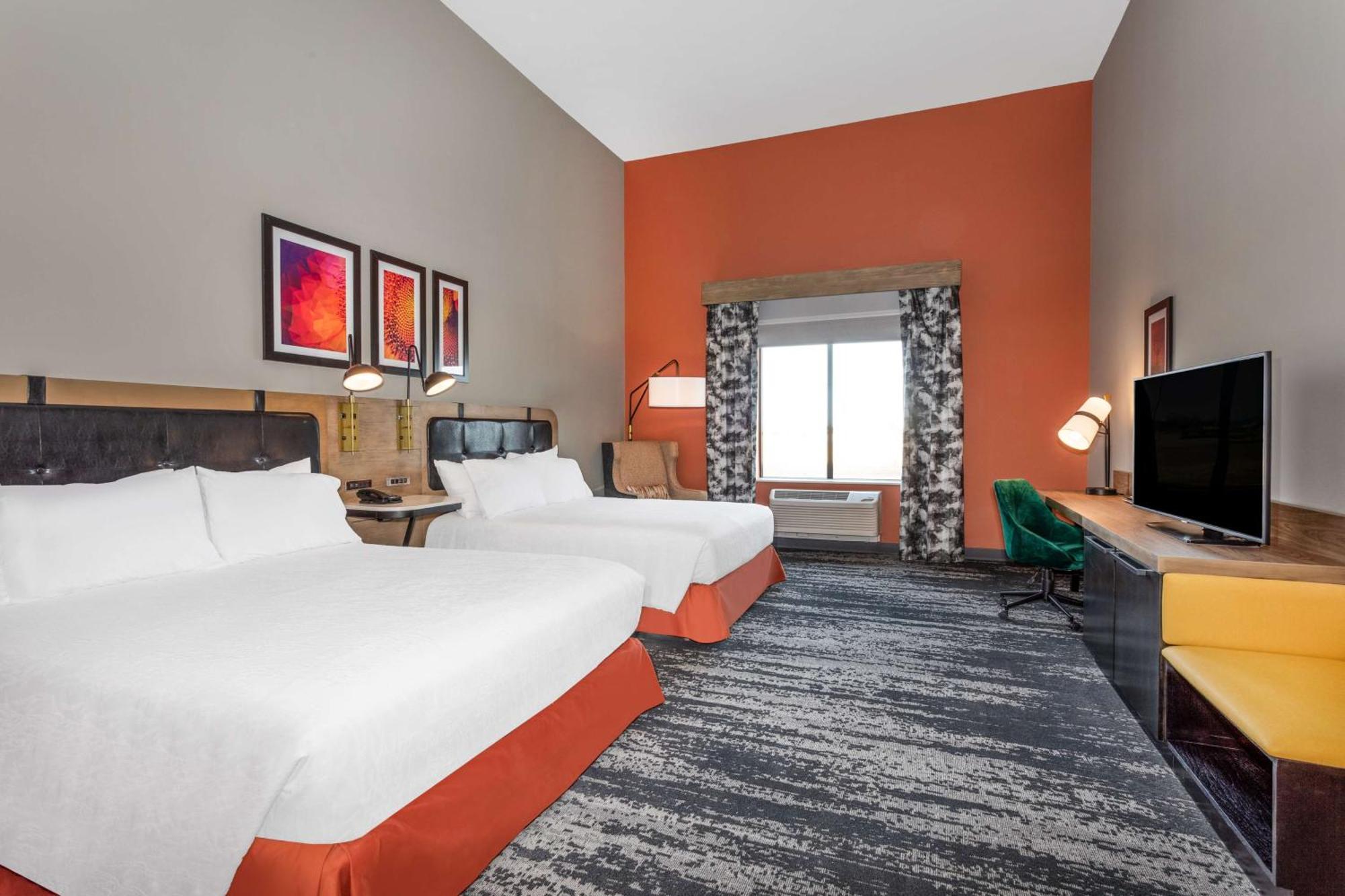 Hilton Garden Inn Hays, Ks Eksteriør bilde